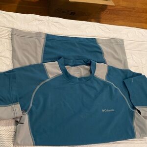 Columbia Men’s Teal and Light Gray Omni-Shade Shirt, L